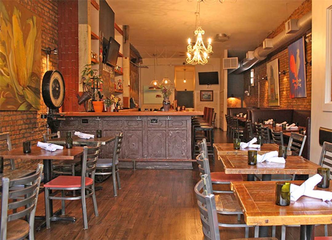 Farmhouse Chicago front 2nd floor